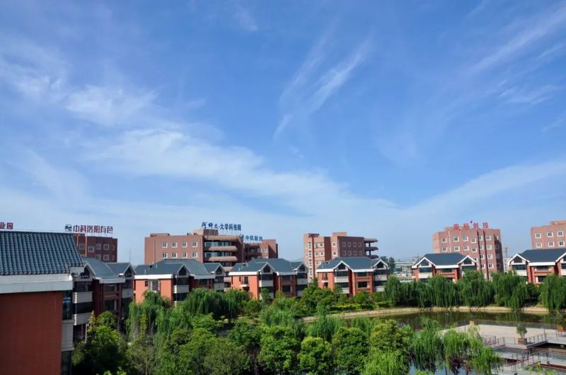 1657694413980943.jpg 640.jpg