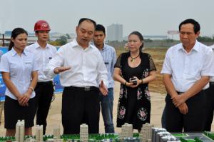 河南省委常委、洛陽(yáng)市委書(shū)記陳雪楓調(diào)研炎黃科技園