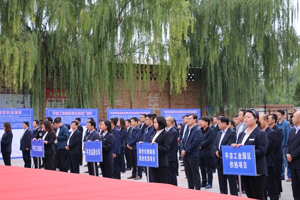 市委副書記、市長王奮彥帶隊觀摩督查公司項目建設(shè)工作(圖4)