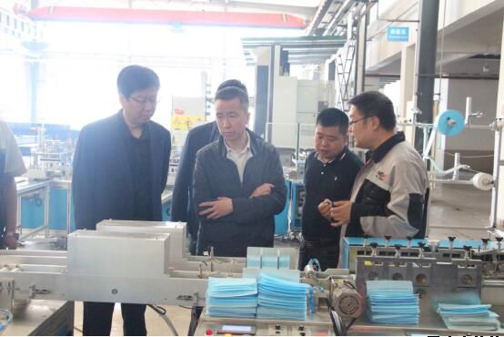 省工信廳督導(dǎo)調(diào)研甘肅泓盛達(dá)科技有限責(zé)任公司生產(chǎn)經(jīng)營(yíng)及項(xiàng)目建設(shè)情況(圖2) 省工信廳督導(dǎo)調(diào)研甘肅泓盛達(dá)科技有限責(zé)任公司生產(chǎn)經(jīng)營(yíng)及項(xiàng)目建設(shè)情況(圖2)