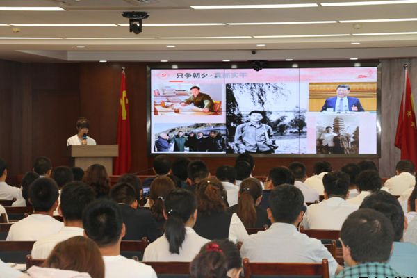 泓源公司黨委舉辦“培育泓源精神，勇?lián)鷩笫姑敝黝}演講比賽(圖4)