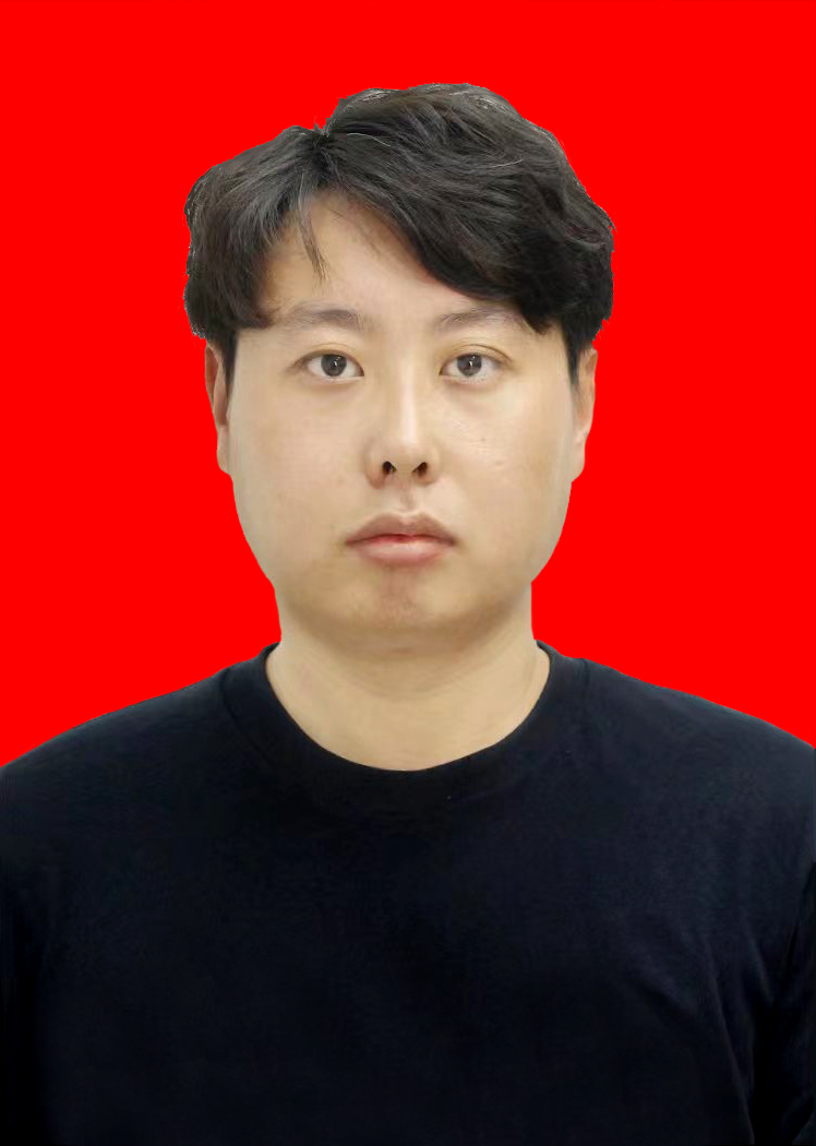 平?jīng)鍪谢A(chǔ)產(chǎn)業(yè)投資集團有限公司關(guān)于張旭龍等同志公示的公告(圖2)